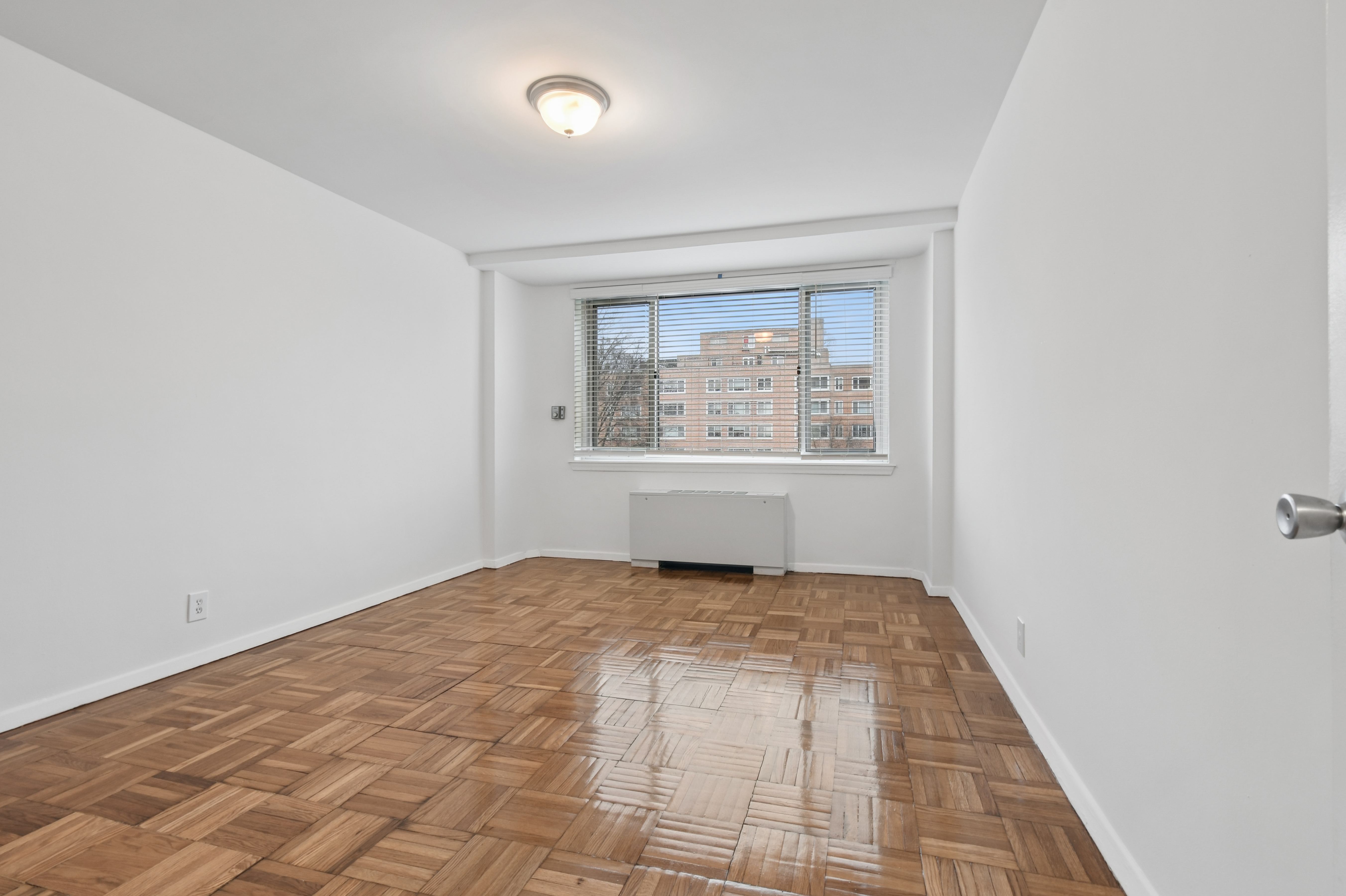 1br_I living